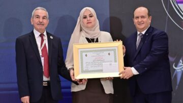 تتويج الفائزين وحجب التفوق في “توطين المعارف” و”الترجمة”