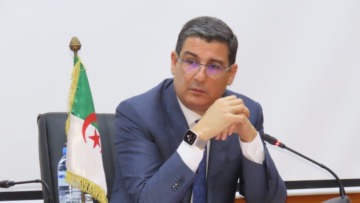 آيت مسعودان يشيد بالدور المحوري الذي يضطلع به أفراد السلك التمريضي