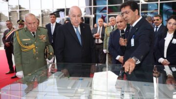غارا جبيلات يصل وهران بالقطار