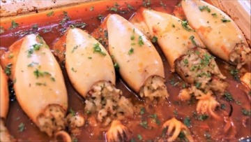 حبار محشو، صلصة الفطر