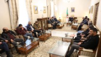رئيس مجلس الأمة يستقبل ممثلين عن نقابات قطاع النقل