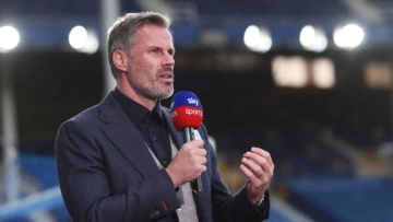 كاراغر: ليفربول يلعب وكأنه يشد فرامل اليد