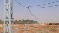 ربط عشرات السكنات بشبكة الكهرباء ببلديتي المنيعة وحاسي