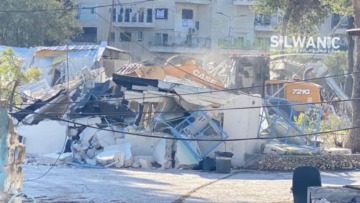 دائرة حقوق الإنسان تدين هدم الاحتلال مكاتب أونروا بالقدس