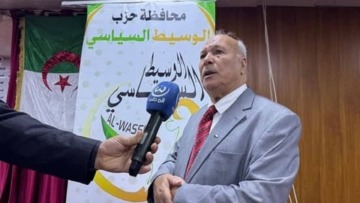 رئيس حزب الوسيط السياسي يشرف على لقاء لمناضلي الحزب