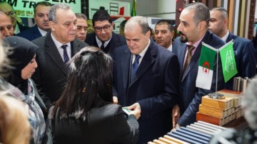 وهران: رزيق يشرف على افتتاح المعرض الوطني للمنتجات الجزائرية المصدرة