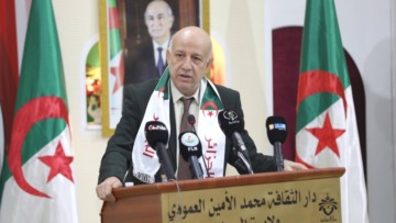 بن مبارك يثمن التدابير والتسهيلات التي أقرتها الدولة لدعم القطاع الفلاحي لتعزيز الاكتفاء الذاتي