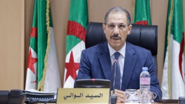الوقوف على البرامج التنموية لدائرتي بوفاريك وموزاية