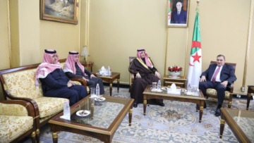 وزير العدل يستقبل رئيس جامعة نايف العربية للعلوم الأمنية