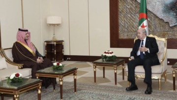 رئيس الجمهورية يعقد جلسة موسعة مع الأمير عبد العزيز بن سعود بن نايف بن عبد العزيز آل سعود