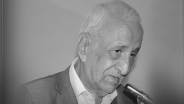 وزير الاتصال يعزي في وفاة المجاهد والإعلامي منور صم