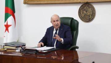 رئيس الجمهورية يترأس اجتماعا لمجلس الوزراء