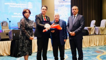 بن دودة تدعو إلى إستراتيجية وطنية جديدة لصناعة الكتاب