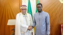 الخليفة العام للطريقة التيجانية يُستقبل من قبل الرئيس السنغالي