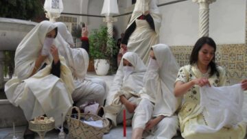 جلسة مع البوقالات