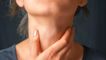 حكة الحلق.. إليك أبرز الحلول الطبيعية لتهدئتها