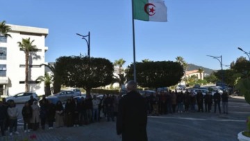سيدي بلعباس.. انطلاق أسبوع إحياء يوم الشهيد بكلية العلوم الإنسانية والاجتماعية 