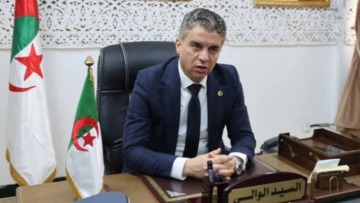 معسكر.. الوالي يشدد على احترام برنامج رفع النفايات المنزلية وصيانة الفضاءات العمومية