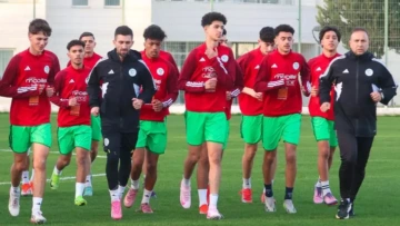 استدعاء 22 لاعبا لتربص سيدي موسى