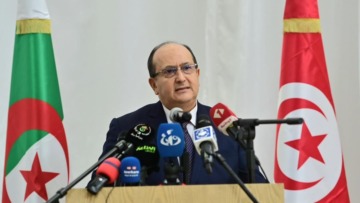 أحداث ساقية سيدي يوسف محطة تاريخية هامة تجسد معاني التلاحم والتآخي والتضامن بين الشعبين الجزائري والتونسي
