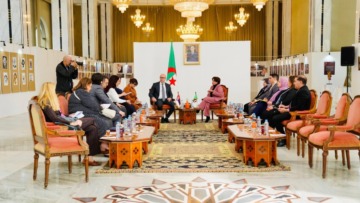 التركيز على تبادل الخبرات في مجالات الفن الغنائي
