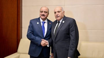 عطاف يجري بأديس أبابا محادثات ثنائية مع نظيره التونسي