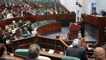 مشروع قانون الأحزاب السياسية خطوة نحو ترقية الأداء الحزبي