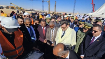 وزير الفلاحة يضع حجر الأساس لمشروع إنجاز صومعة استراتيجية بسعة مليون قنطار بالمنيعة