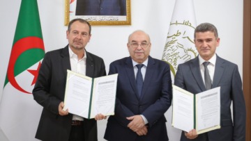 توقيع شراكة استراتيجية بين “صيدال” و”Sanofi” لتعزيز إنتاج اللقاحات محليًا