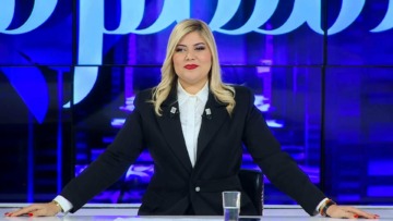 الإعلامية أنيسة شايب تعود لتقديم برنامجها الرمضاني “السهرة”