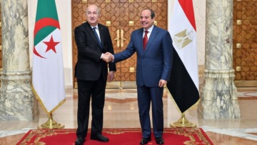 الرئيس المصري يرحب بتصريحات رئيس الجمهورية التي تعكس عمق الروابط التاريخية بين البلدين