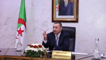 سعيود يترأس اجتماعا خصص لملف تجديد حظيرة النقل الوطنية