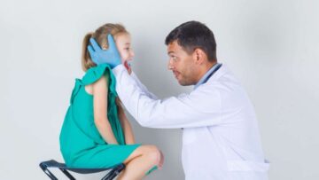 “اللحمية”.. كيف تعرف أن ابنك مصاب بها؟
