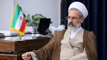 إيران: تعيين الشيخ علي رضا أعرافي عضواً في مجلس القيادة للمرحلة الانتقالية