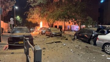 انفجارات متتالية وحرائق وأضرار واسعة وانقطاع للكهرباء في وسط الأراضي المحتلة