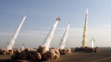 الحرس الثوري: نعلن مرحلة التفوق الصاروخي وسماء الأراضي المحتلة ستبقى مضاءة