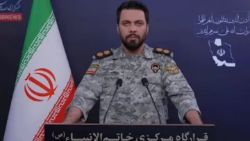 مقر “خاتم الأنبياء”: يعلن استهداف سفينة دعم للجيش الأميركي قبالة سلطة عمان