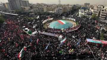 حشود غفيرة في طهران لتشيّع شهداء العدوان الأمريكي الصهيوني
