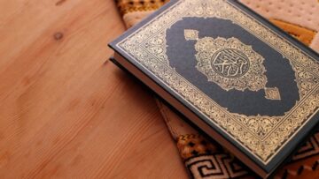 وتوبوا إلى الله جميعا