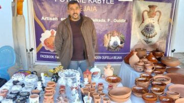 بجاية.. نحو 15 مشاركا في معرض لمنتجات الصناعة التقليدية 