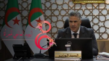 بلعريبي يشيد بالدور المتميز الذي تؤديه المرأة في قطاع السكن والعمران