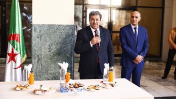 بوعمامة ينوه بالدور المحوري الذي تقوم به وسائل الإعلام في مرافقة مختلف الجهود الوطنية