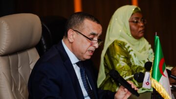 عجال يترأس اجتماع عمل بنيامي مع نظيرته النيجرية لبحث تعزيز التعاون الطاقوي