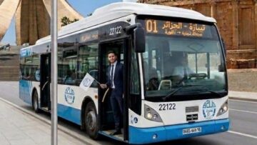 افتتاح خط جديد لنقل المسافرين 