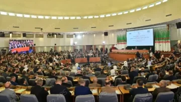 انطلاق أشغال اجتماع البرلمان بغرفتيه للتصويت على مشروع قانون التعديل التقني للدستور