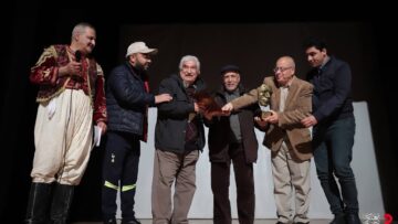 أنشطة فنية وتكريمية وتقديم مونولوج “المتمرد”