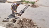 بني عباس.. أكثر من 200 عملية تنظيف وتجريف لشبكات الصرف الصحي