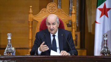 رئيس الجمهورية يوقّع مرسومين رئاسيين يتضمنان إجراءات عفو لفائدة أشخاص محبوسين