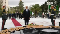 رئيس الوزراء الصربي يضع إكليلا من الزهور أمام النصب التذكاري المخلد لشهداء الثورة التحريرية المجيدة