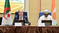 صورة معبرة عن غريب يؤكد بنيامي التقدم الملحوظ الذي أحرزته الجزائر والنيجر على مسار شراكتهما الاستراتيجية